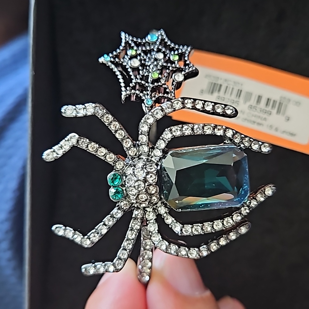 Betsey Johnson GLAMPIRE SPIDER  Bracelet